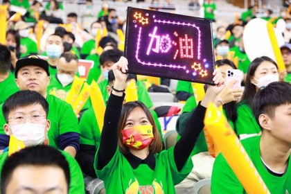 内蒙古农信女篮88:51胜山西竹叶轻酒女篮首胜季后赛