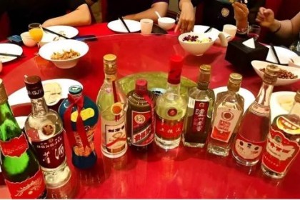 什么是“廉价酱香型”白酒？ 老酒友分享5款酒，品质都不错